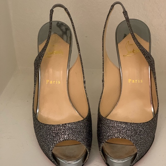 Christian Louboutin Silver Glitter Peep Toe
Platform Sandal Size 39 5” - Picture 8 of 9
